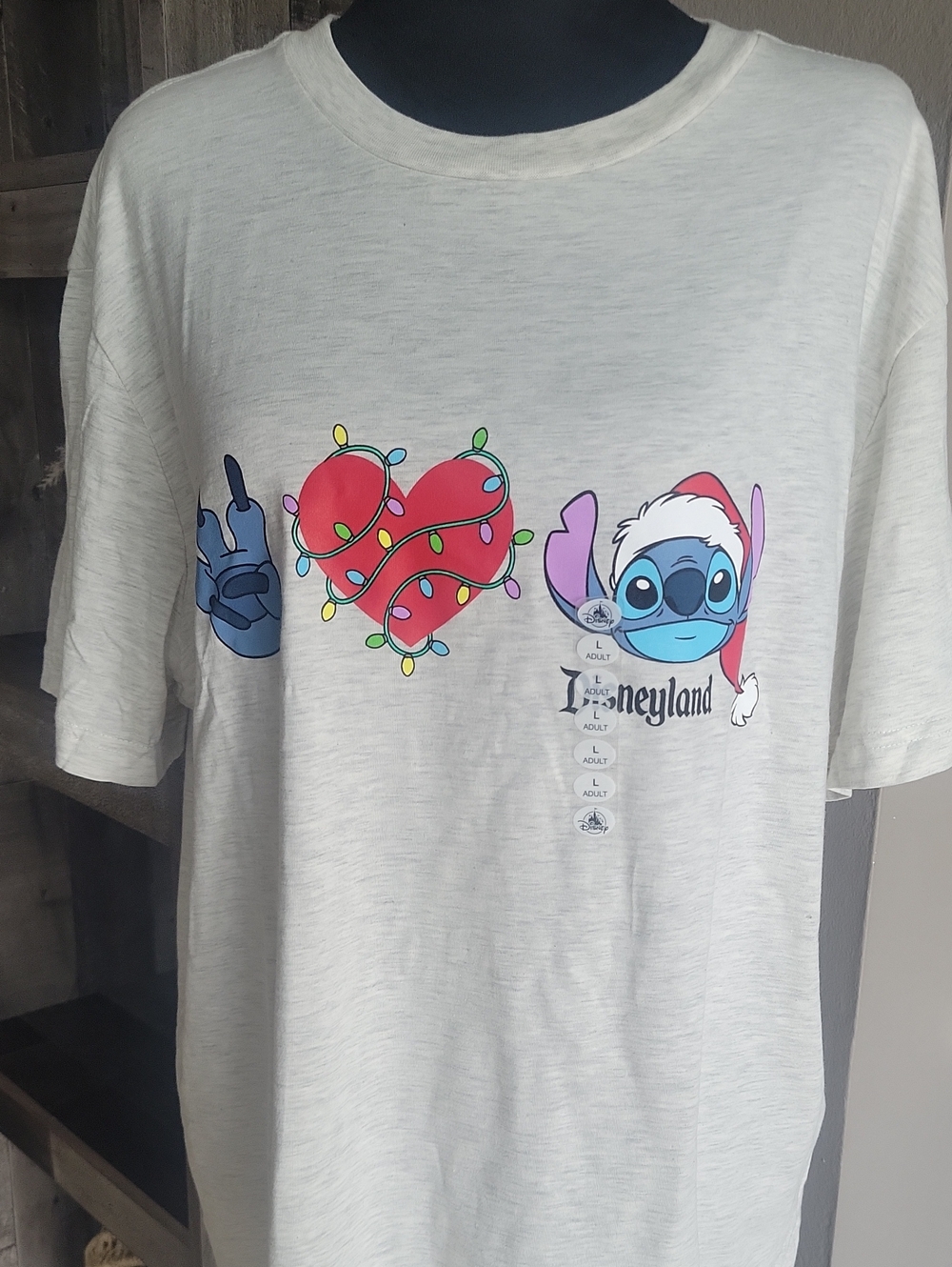 Disneyland Adult' Stitch Holiday Heart Tee - White